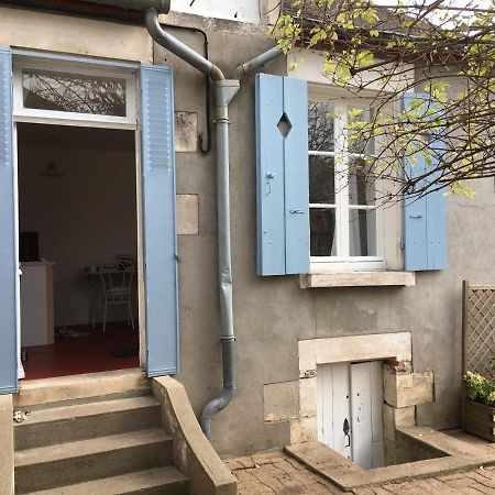 La Bernache Apartment Saint-Satur Екстериор снимка